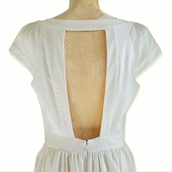 Rachel Zoe Lydia White Textured Cap Sleeve Open Back Pleated A-Line Dress - Picture 7 of 16